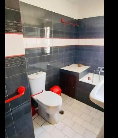 Holiday home Belinda House *